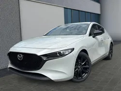 Weiß Neu 2025 Mazda 3 Homura-Line Limousine | 28.490 € (Fairer Preis)