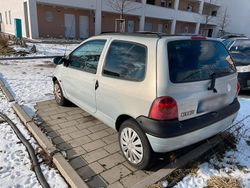 Grau Gebraucht 2000 Renault Twingo Kleinwagen | 750 €