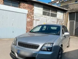 Blau Gebraucht 2003 Opel Vectra GTS Kleinwagen | 1.300 € (Guter Preis)