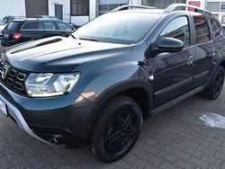 Grau Gebraucht 2019 Dacia Duster Prestige SUV | 15.990 € (Fairer Preis)