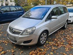 Silber Gebraucht 2008 Opel Zafira Van / Kleinbus | 1.499 € (Superpreis)