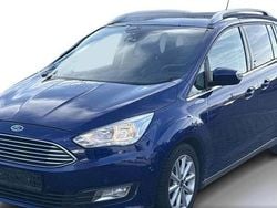 Blau Gebraucht 2018 Ford Grand C-Max Titanium Van / Kleinbus | 12.490 € (Fairer Preis)