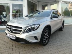 Silber Gebraucht 2015 Mercedes GLA220 Urban SUV | 18.390 € (Fairer Preis)