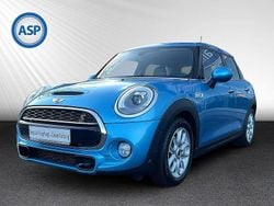 Blau (electric blue ii metallic) Gebraucht 2016 Mini Cooper S Pepper Kleinwagen | 17.990 € (Fairer Preis)