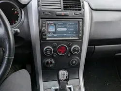 Weiß Gebraucht 2013 Suzuki Grand Vitara SUV | 10.500 € (Fairer Preis)