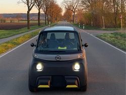 Grau Gebraucht 2024 Opel Rocks-e Edition Kleinwagen | 7.900 €