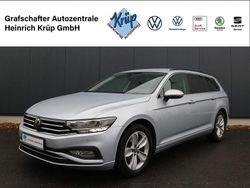 Silber Gebraucht 2022 VW Passat Business Kombi | 23.490 € (Guter Preis)