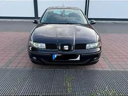Schwarz Gebraucht 2003 Seat Leon Stella Limousine | 999 € (Fairer Preis)
