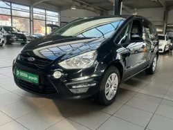 Schwarz Gebraucht 2011 Ford S-MAX Trend Van / Kleinbus | 7.890 € (Etwas zu teuer)