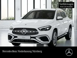 Polarweiß Gebraucht 2024 Mercedes GLA200 AMG SUV | 41.900 € (Fairer Preis)