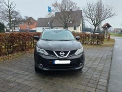 Schwarz Gebraucht 2017 Nissan Qashqai Tekna SUV | 10.990 € (Guter Preis)