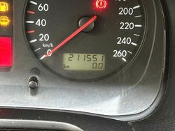 Rot Gebraucht 2001 VW Golf IV Basis Kombi | 2.300 € (Fairer Preis)