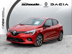 Rot Gebraucht 2023 Renault Clio V Evolution Limousine | 17.500 € (Etwas zu teuer)