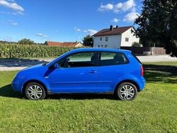 Blau Gebraucht 2004 VW Polo Cricket Kleinwagen | 900 € (Guter Preis)