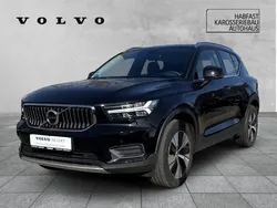 Black solid (stone) / solid Gebraucht 2022 Volvo XC40 Inscription SUV | 28.990 € (Superpreis)