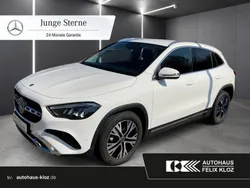 Weiß Gebraucht 2024 Mercedes GLA180 Progressive SUV | 41.900 € (Teuer)
