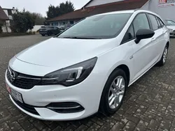 Weiß Gebraucht 2021 Opel Astra Business Edition Kombi | 13.999 € (Etwas zu teuer)