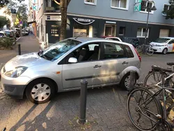 Grau Gebraucht 2006 Ford Fiesta Kleinwagen | 800 € (Guter Preis)
