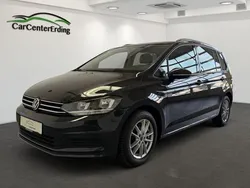 Grau Gebraucht 2021 VW Touran Comfortline Van / Kleinbus | 23.990 € (Guter Preis)