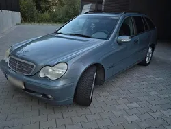Blau Gebraucht 2003 Mercedes C200 Kombi | 5.550 € (Teuer)
