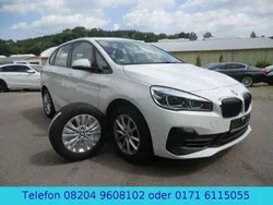 Weiß Gebraucht 2021 BMW 220 Active Tourer Advantage Van / Kleinbus | 16.850 € (Guter Preis)