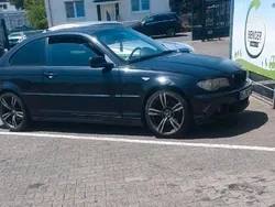 Schwarz Gebraucht 2004 BMW 320 Coupé | 1.200 €