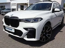 Alpinweiss iii Gebraucht 2022 BMW X7 M Sport SUV | 57.980 € (Guter Preis)