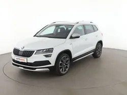 Weiß Gebraucht 2021 Skoda Karoq Scout 4x4 SUV | 27.250 € (Etwas zu teuer)
