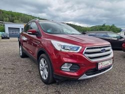 Rubyrot (metallic) Gebraucht 2017 Ford Kuga Titanium SUV | 15.900 € (Fairer Preis)