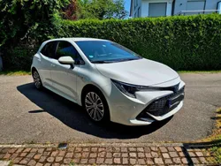 Weiß Gebraucht 2019 Toyota Corolla Club Limousine | 15.500 € (Fairer Preis)