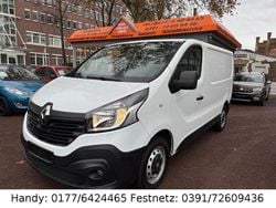 Weiß Gebraucht 2020 Renault Trafic Komfort Van / Kleinbus | 11.890 € (Guter Preis)