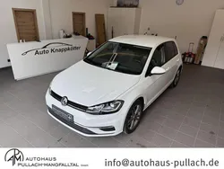 Weiß Gebraucht 2017 VW Golf VII Highline Limousine | 14.690 € (Fairer Preis)