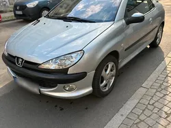 Andere außenfarben Gebraucht 2004 Peugeot 206 CC Cabrio | 1.350 €