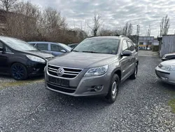 Grau Gebraucht 2009 VW Tiguan Trendline SUV | 3.999 € (Guter Preis)