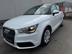 Weiß Gebraucht 2014 Audi A1 Sportback Attraction Kleinwagen | 5.990 € (Guter Preis)