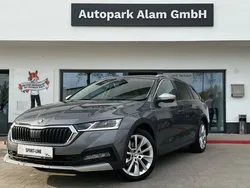 Graphitegrau metallic Gebraucht 2022 Skoda Octavia Scout Kombi | 27.499 € (Fairer Preis)