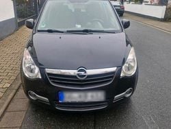 Schwarz Gebraucht 2009 Opel Agila Kleinwagen | 1.800 € (Guter Preis)