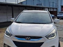 Weiß Gebraucht 2013 Hyundai Tucson SUV | 8.900 € (Etwas zu teuer)