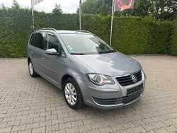 Grau Gebraucht 2010 VW Touran Freestyle Van / Kleinbus | 4.750 € (Teuer)