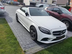 Weiß Gebraucht 2019 Mercedes C180 AMG line Cabrio | 27.200 €