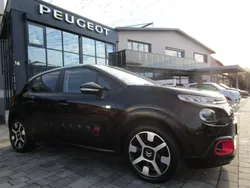 Schwarz perla nera Gebraucht 2018 Citroën C3 Kleinwagen | 12.300 € (Etwas zu teuer)