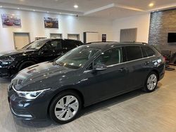 Grau Gebraucht 2021 VW Golf VIII Kombi | 17.985 € (Fairer Preis)