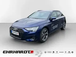 Blau Gebraucht 2023 Audi A3 Sportback Advanced Limousine | 30.949 € (Teuer)