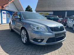 Grau Gebraucht 2012 Skoda Octavia vRS Kombi | 6.250 € (Fairer Preis)