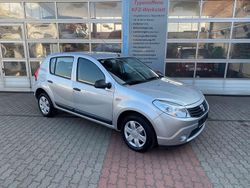 Silber Gebraucht 2009 Dacia Sandero Kleinwagen | 4.250 € (Teuer)