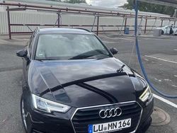 Schwarz Gebraucht 2016 Audi A4 Basis Kombi | 16.000 € (Etwas zu teuer)