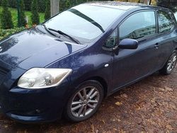 Blau Gebraucht 2007 Toyota Auris Kleinwagen | 2.999 € (Fairer Preis)