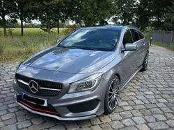 Grau Gebraucht 2015 Mercedes CLA250 Shooting Brake Kombi | 16.999 € (Fairer Preis)