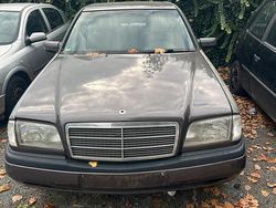 Gebraucht 1996 Mercedes C180 Limousine | 950 € (Superpreis)