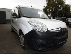 Polarweiss Gebraucht 2016 Opel Combo Van / Kleinbus | 6.450 € (Guter Preis)